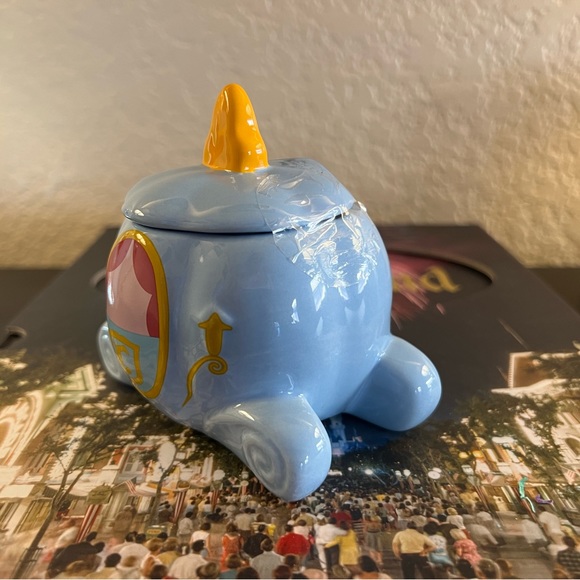 Rae Dunn Cinderella Carriage Sugar jar - Picture 2 of 6